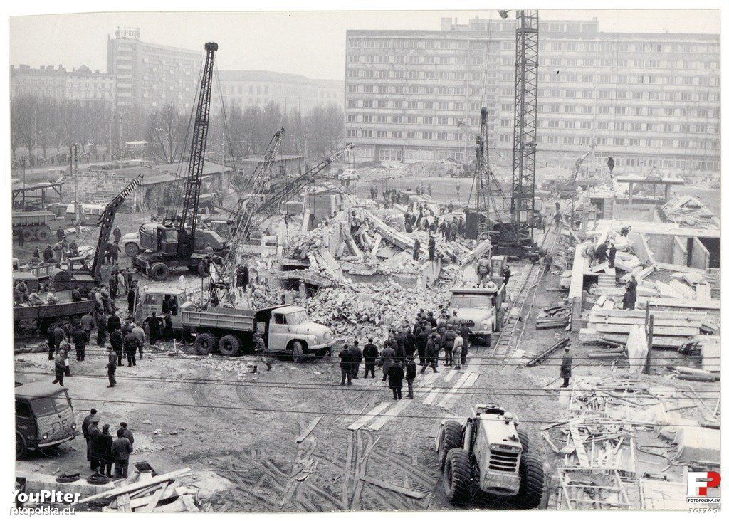 Katastrofa budowlana na placu Grunwaldzkim.