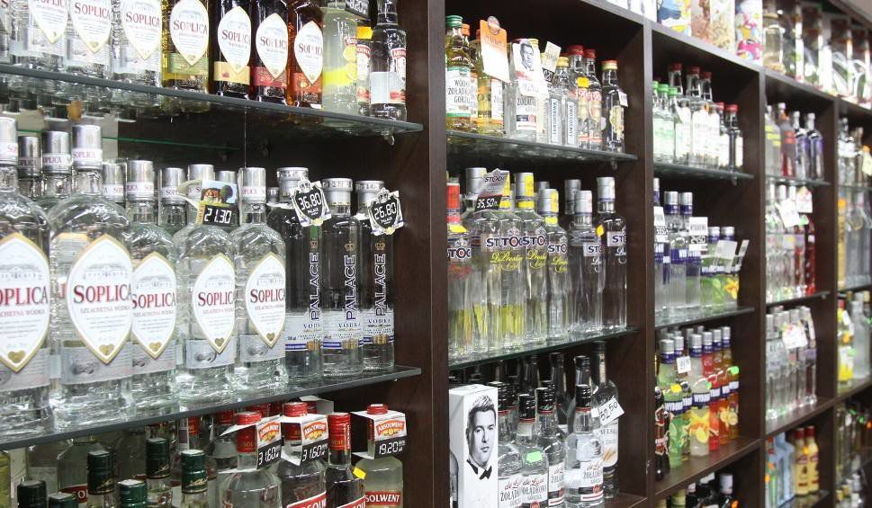 Od września po godzinie 22:00 nie kupimy alkoholu. – MiejscaWeWroclawiu.pl
