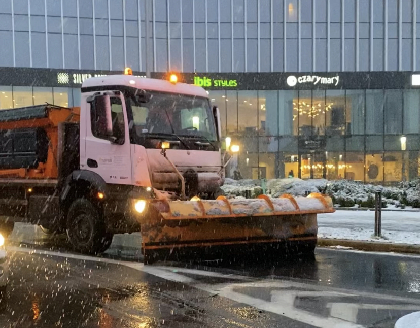 W tym roku zima nie zaskoczy drogowców? Ekosystem zapewnia, że Wrocław jest przygotowany na trudne warunki.