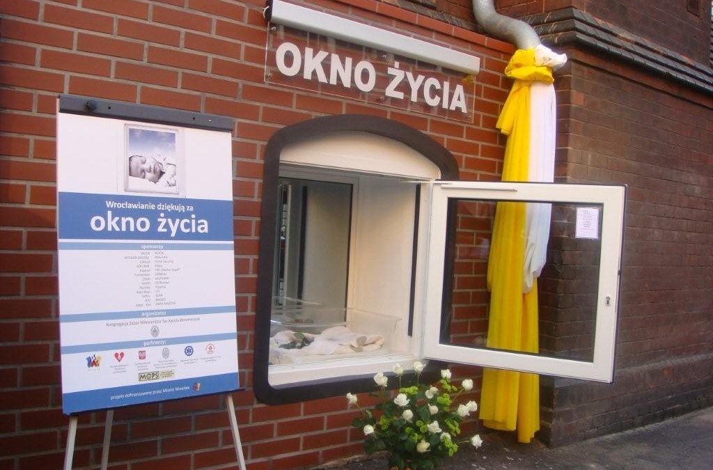 Wrocławskie Okno Życia demolowane i okradane. Apel o pomoc.