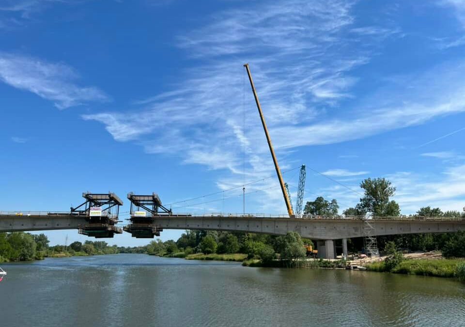 Most Wschodni połączy brzegi Odry jeszcze w lipcu.