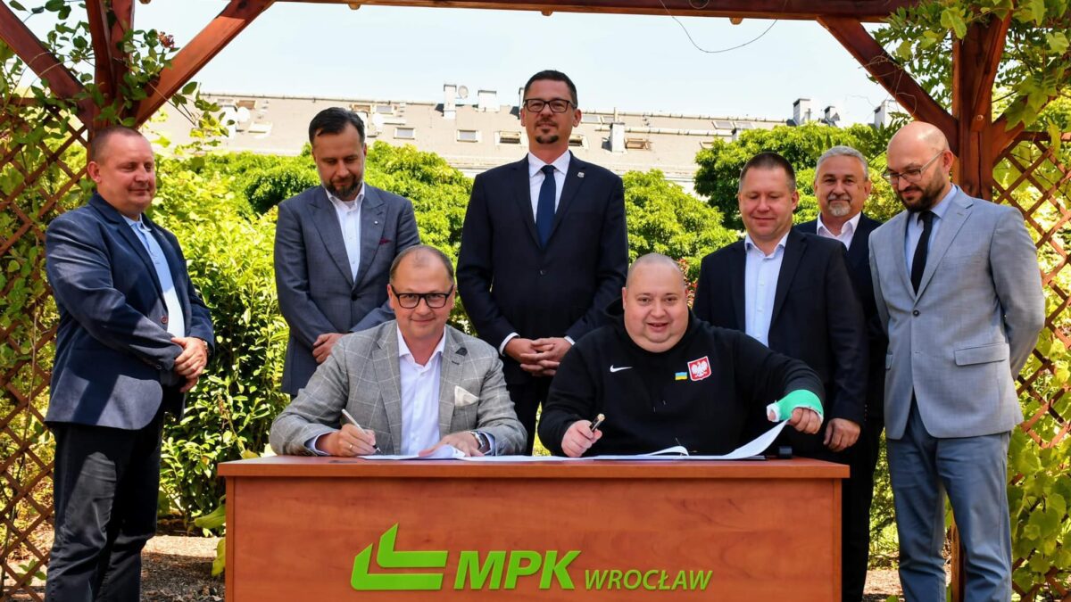 MPK podpisało umowę na dostawę kolejnych elektrycznych autobusów.