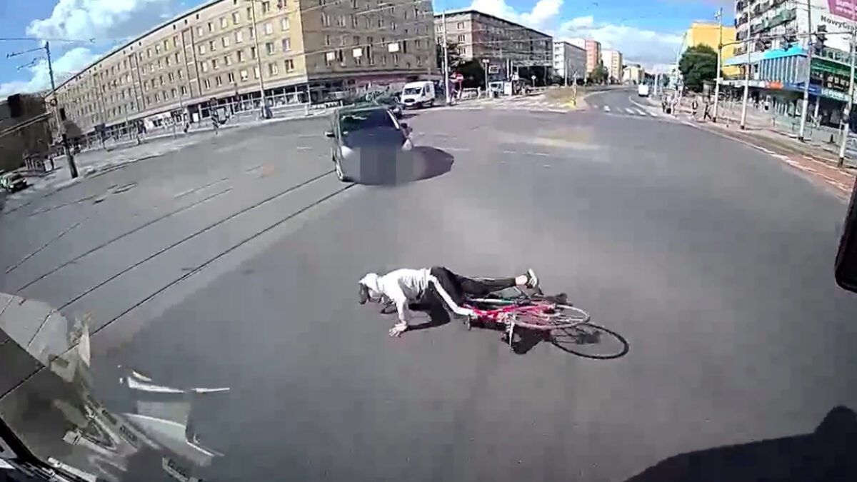 Niebezpieczne zdarzenia z udziałem rowerzystów i pojazdów MPK.