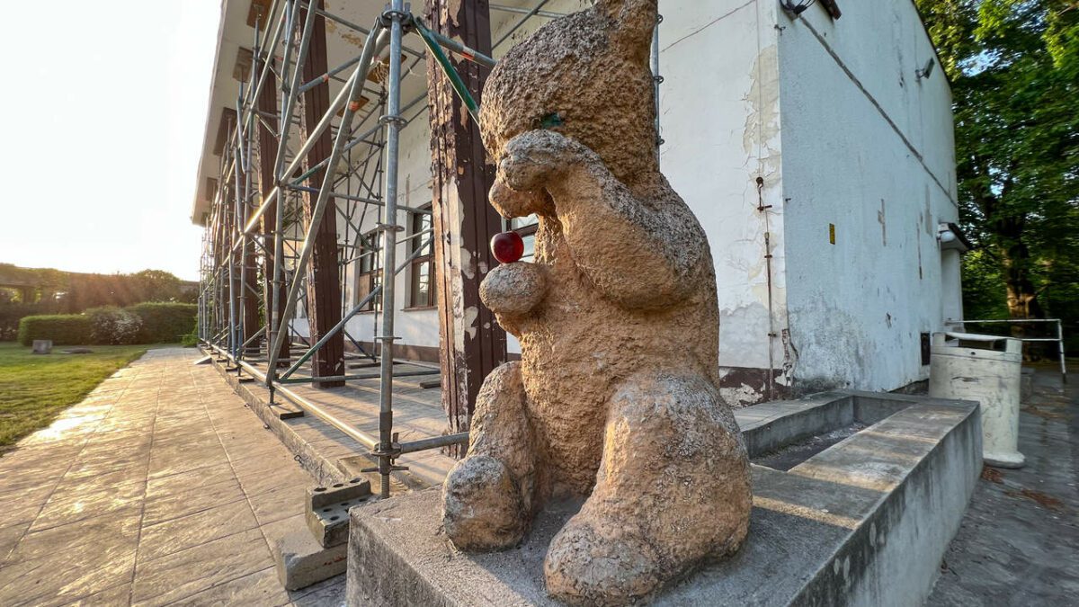 Zapomniane niedźwiadki przy Pergoli, czyli wzorcowe sanatorium dla dzieci.