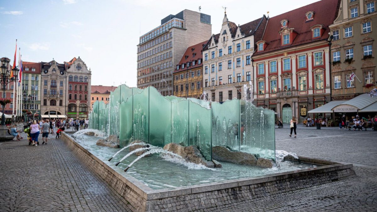 ZDiUM planuje remont fontanny na placu Gołębim.