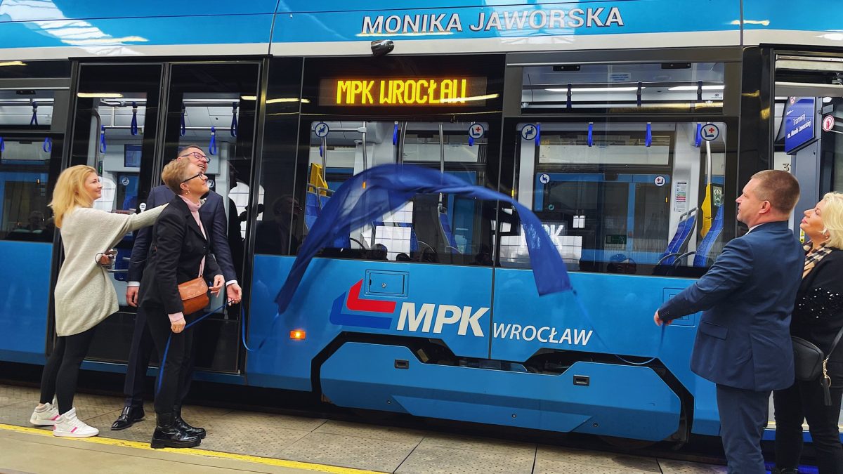 Patronką kolejnego wrocławskiego tramwaju została Monika Jaworska.