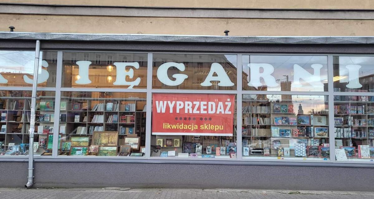 Kultowa wrocławska księgarnia zamyka się po 61 latach.
