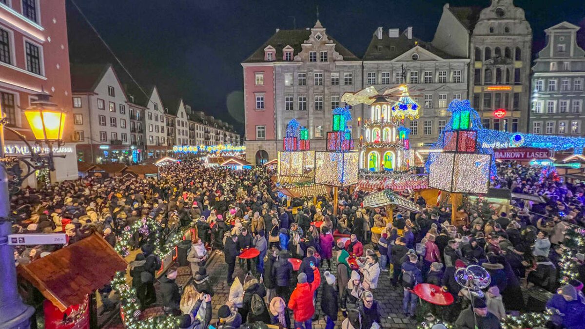 Miliony turystów odwiedziły Wrocław w 2023 roku. Jarmark Bożonarodzeniowy przyciągnął najwięcej osób.